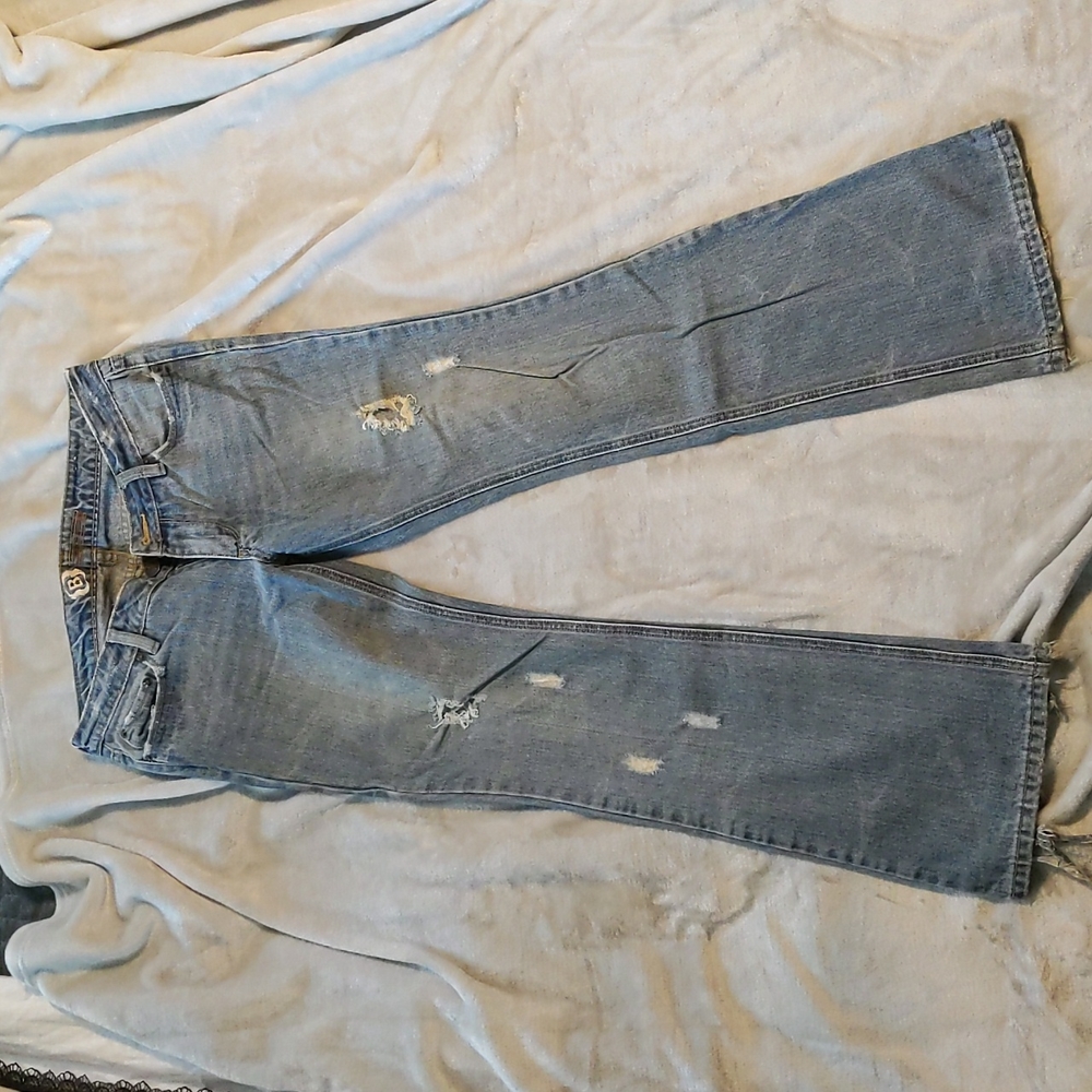 Vintage Bullhead Laguna boot cut distressed blue jean. Size 5